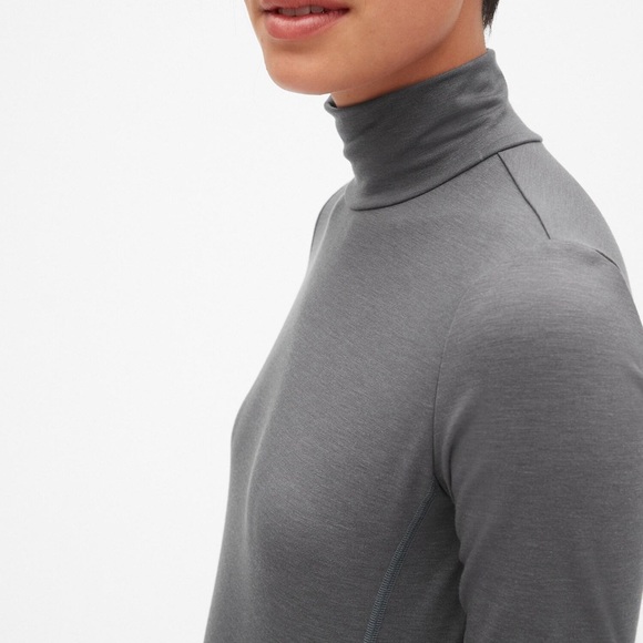 GapFit Maximal Heat Base Layer Turtleneck - Picture 6 of 6